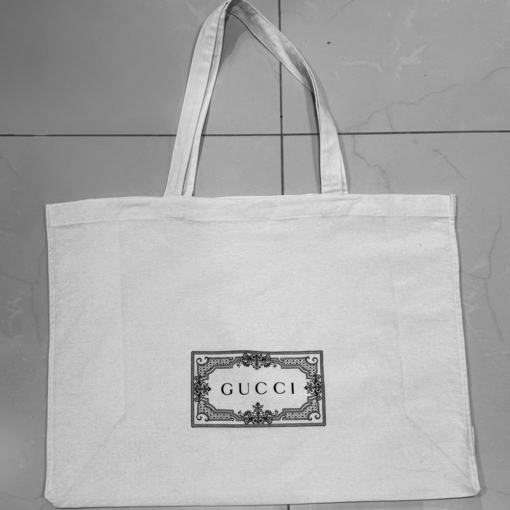 GUCCI Cotton Sustainable Tote w/ Logo 20W x 16H w/ 8” Handle 100% Authentic